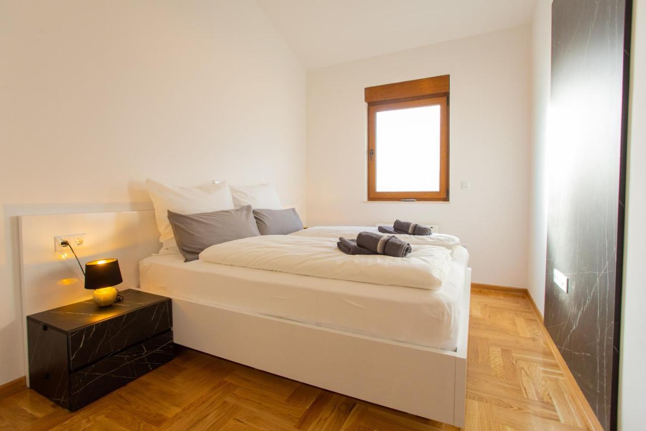 Sky Penthouse Old Bridge With Sauna And Jacuzzi Mostar Exteriör bild